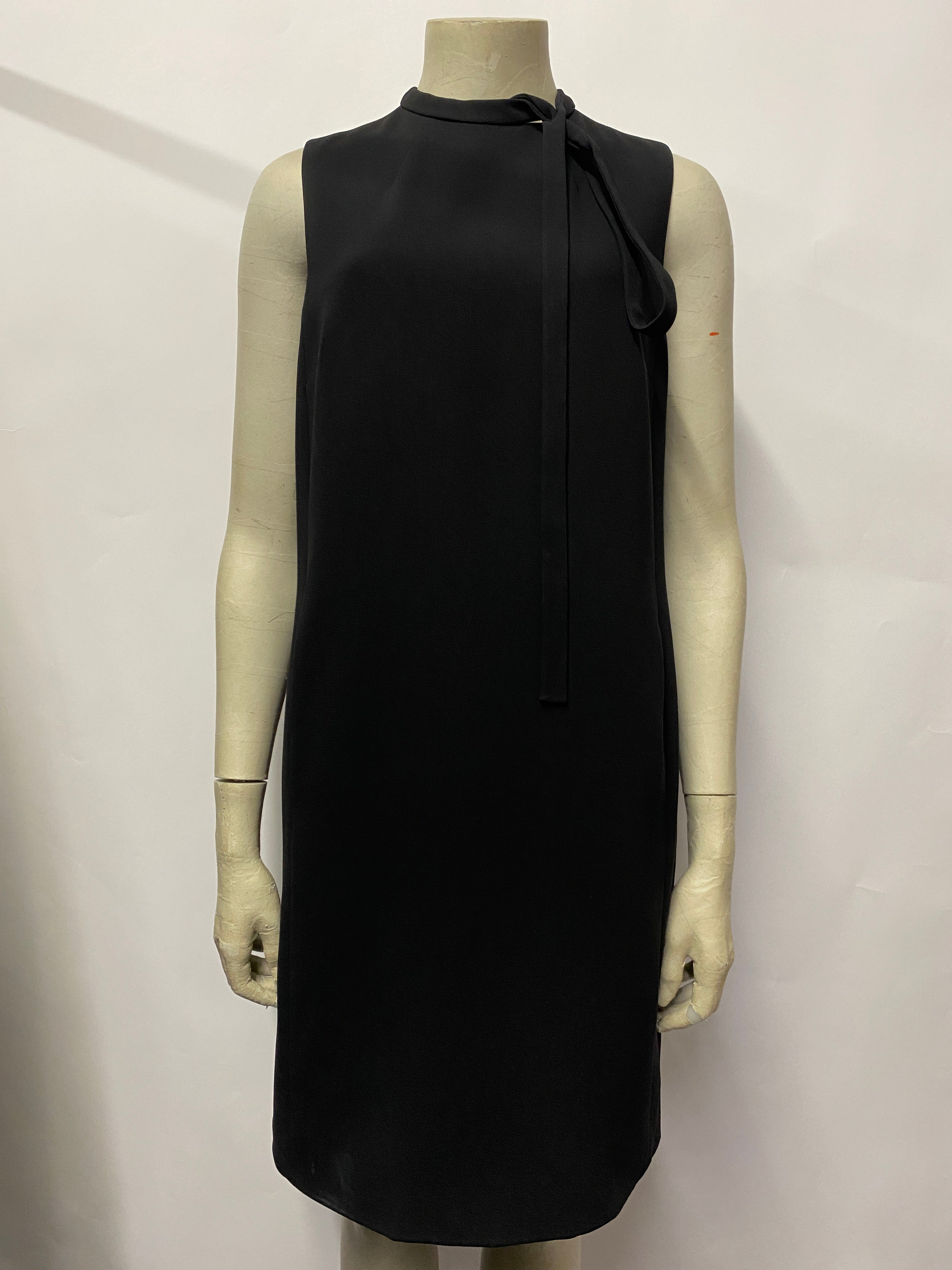 Black sleeveless hot sale shift dress uk