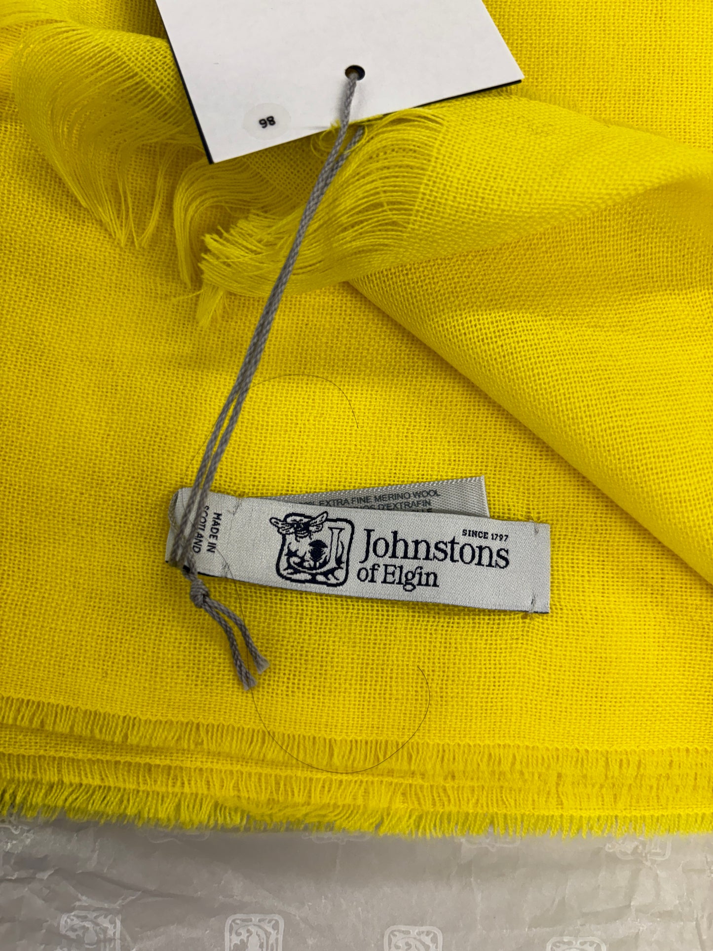 Johnstons of Elgin Yellow Extra Fine Merino Wool Scarf BNWT 74x27 Inches