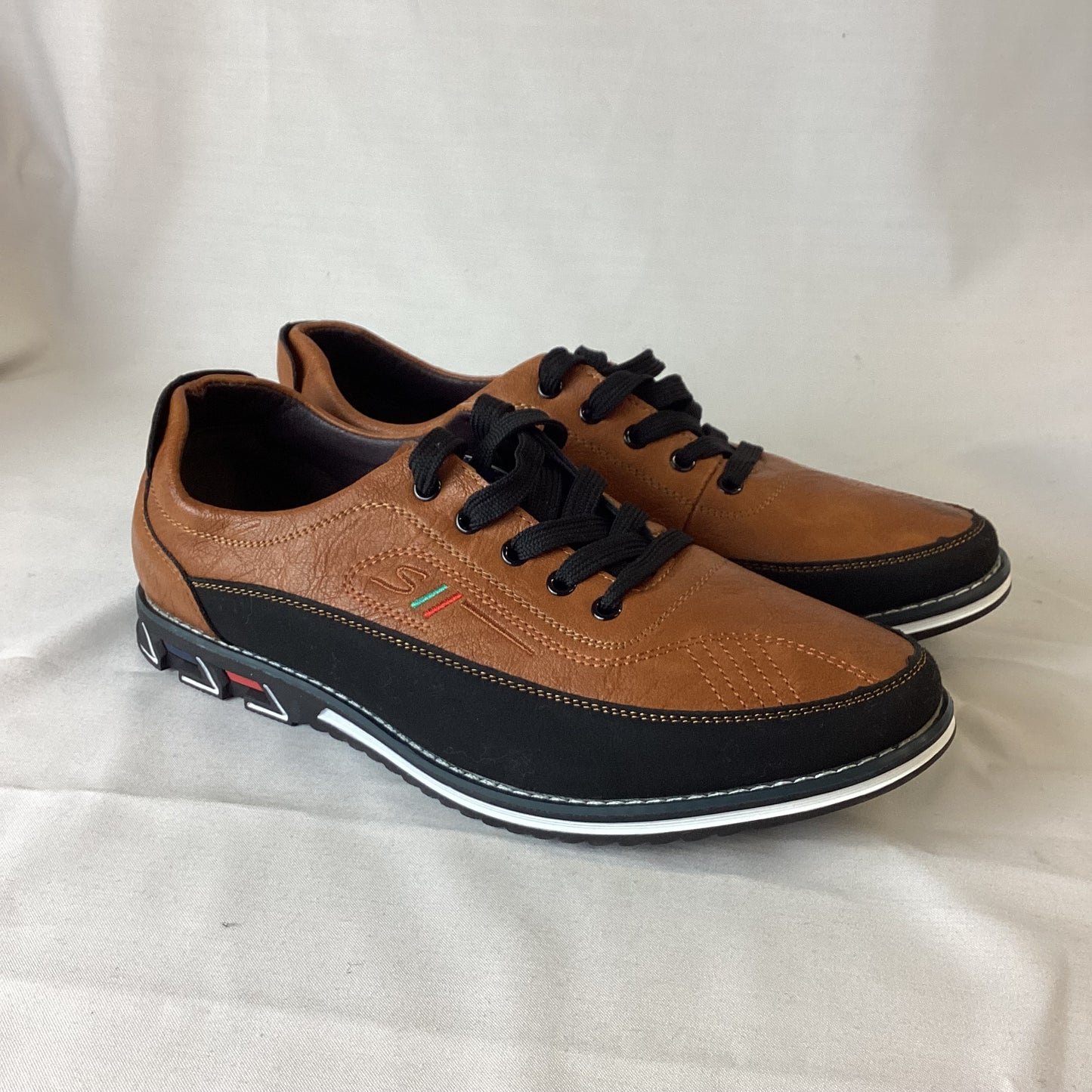 KLKYKO Brown Faux Leather Lace Trainer Size 43 (UK9)