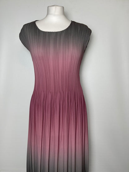 BNWT Klass Pink and Grey Midi Dress Small