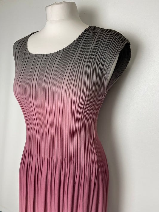 BNWT Klass Pink and Grey Midi Dress Small