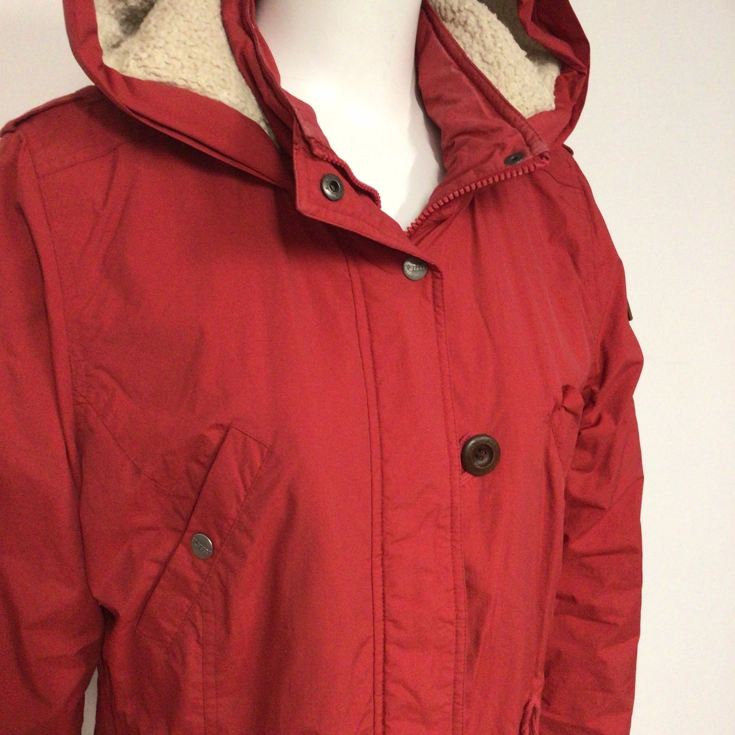 Vintage Puffa Red Hooded Jacket Size L