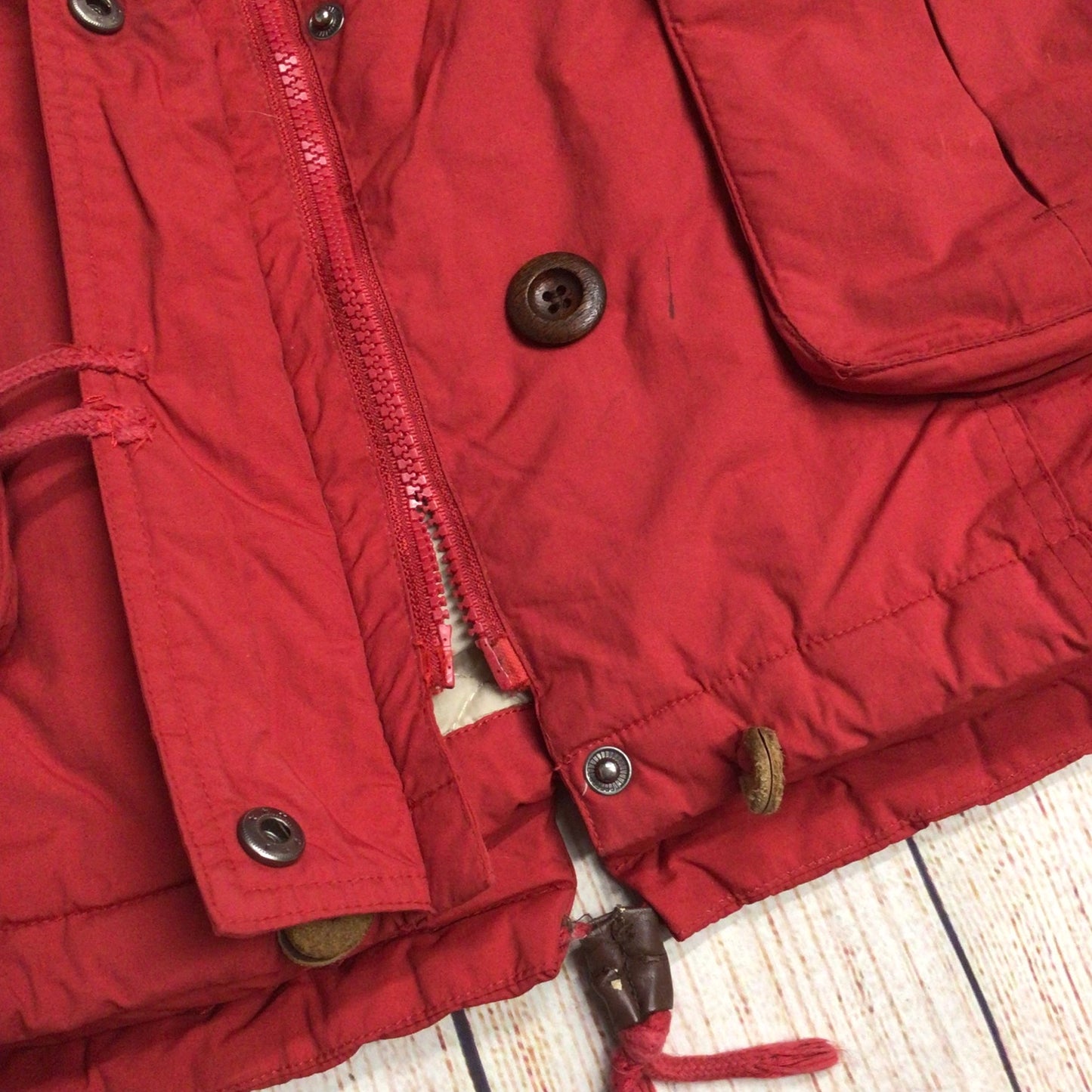 Vintage Puffa Red Hooded Jacket Size L