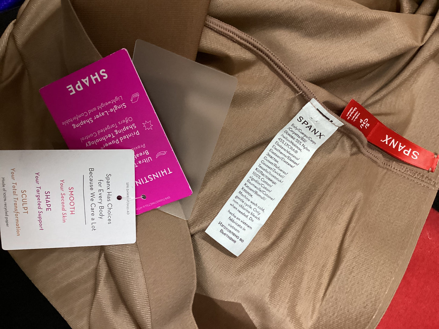 BNWT Spanx Cafe au Lait Capri Leggings Size S