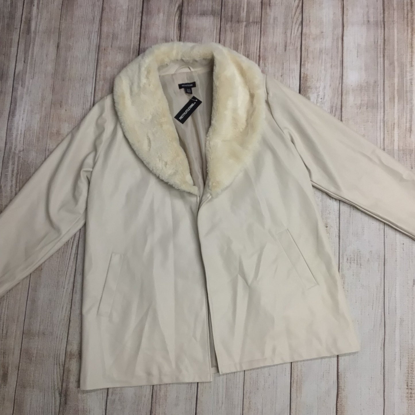 BNWT Pretty Little Thing Cream PU Contrast Faux Fur Neck Coat Size 10