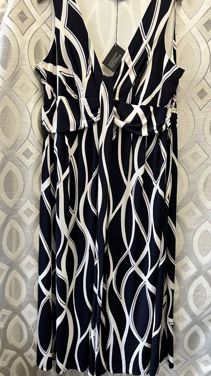 Kaleidoscope Maxi Dress , 22,  BNWT, Black, White Print