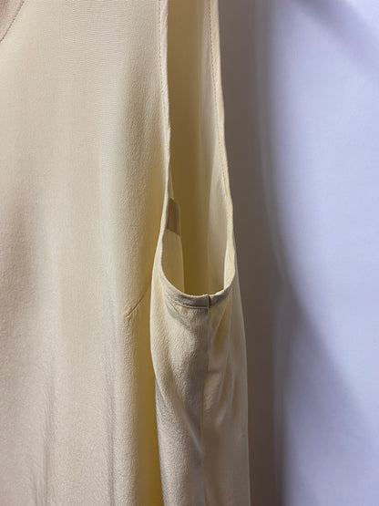 ARA Designer Vintage Cream Silk Sleeveless Blouse 18