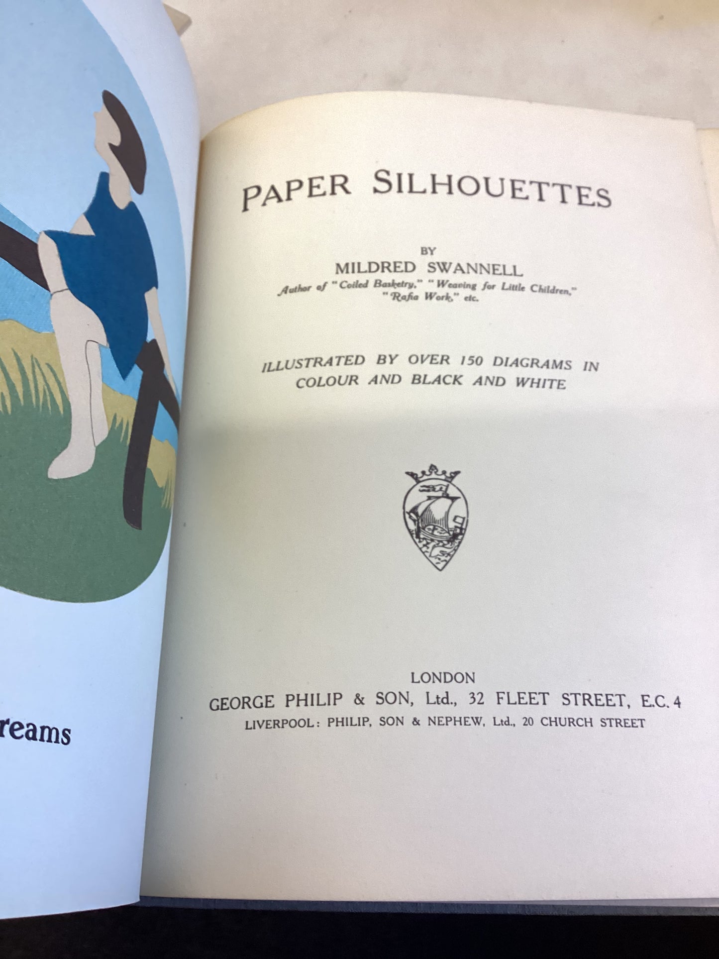 Paper Silhouettes Illustrated by Over 150 Diagrams In Colour and Black and White Mildred Swannell