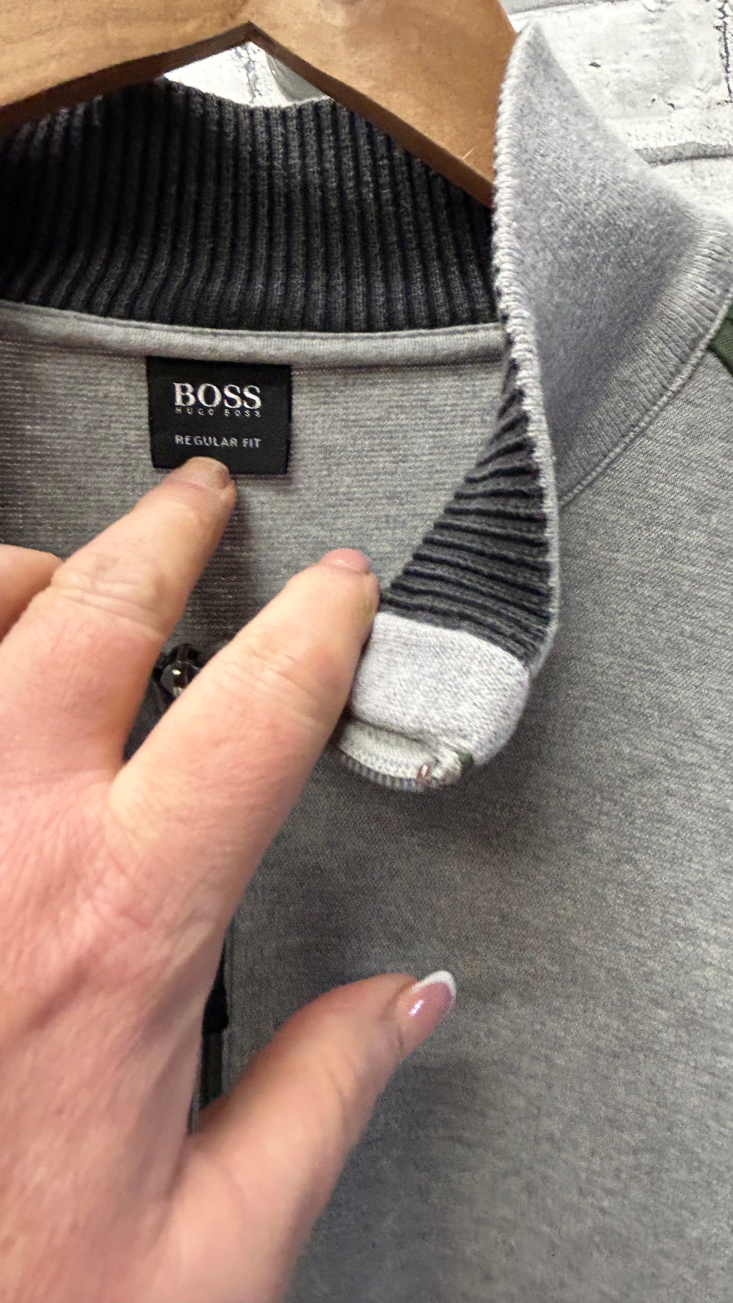 Boss Zip Sweatshirt Large