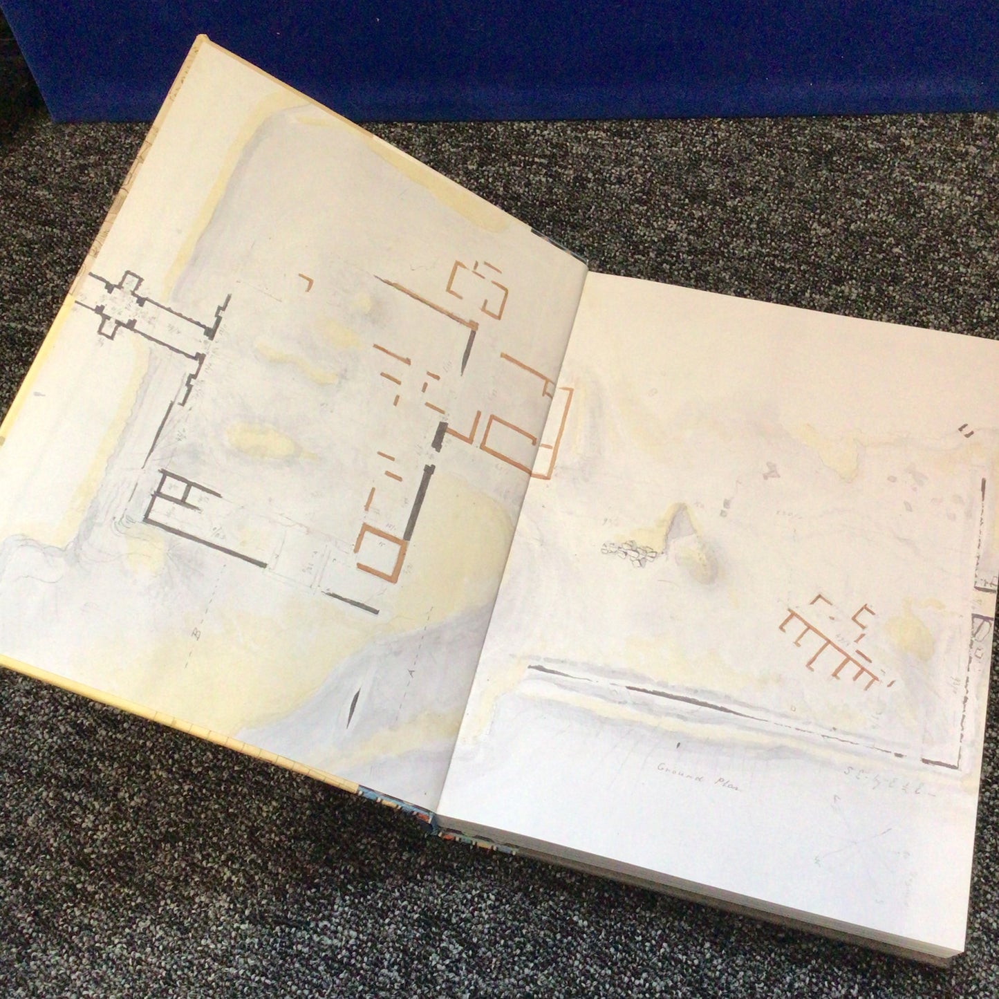 Egyptologists’ Notebooks by Chris Naunton 9780500295298