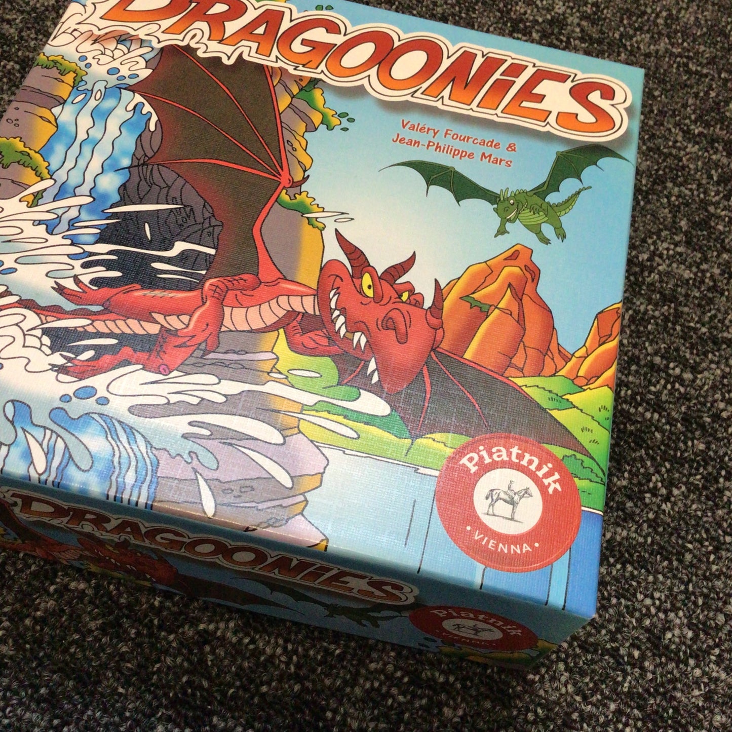 Dragoonies Board Game, Piatnik Vienna (2017) 9001890658990
