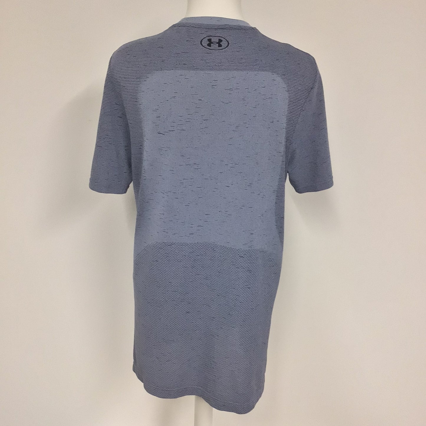 Under Armour Grey Fitted Sports T Shirt Size M