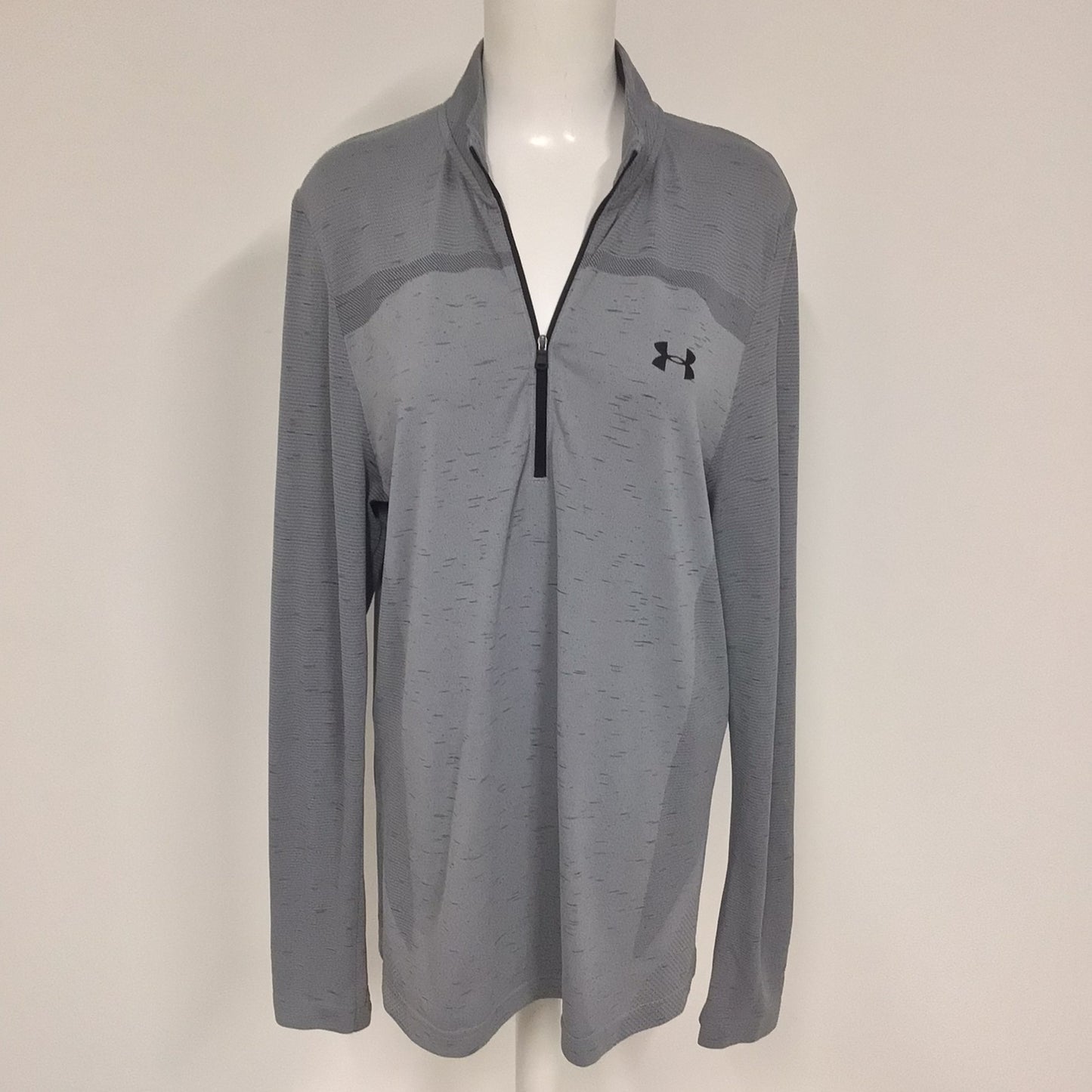 Under Armour Grey Fitted 1/2 Zip Top Size L