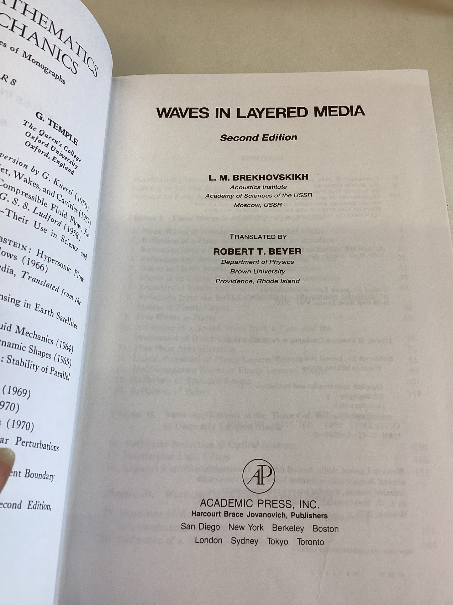 Waves In Layered Media Applied Mathematics and Mechanics 16 Second Edition