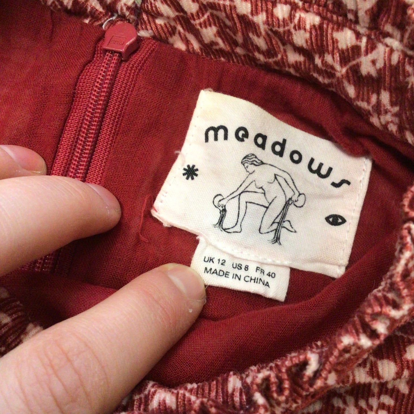 Meadows Red Amaryllis 100% Cotton Corduroy Top Size 12