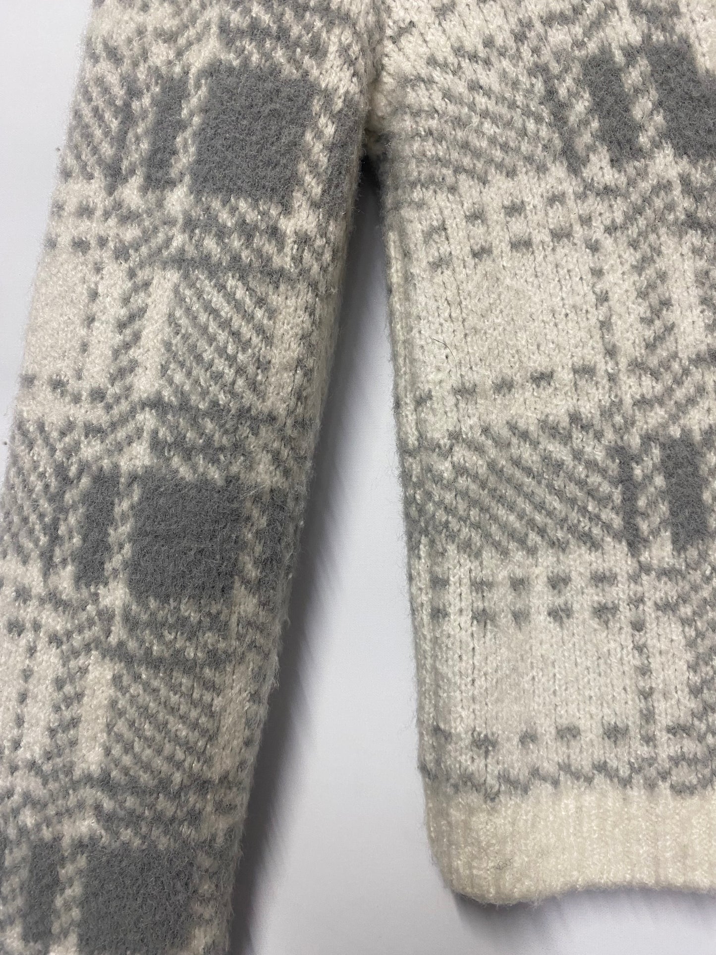 Reserved White and Grey Plaid Knitted Sweater Small