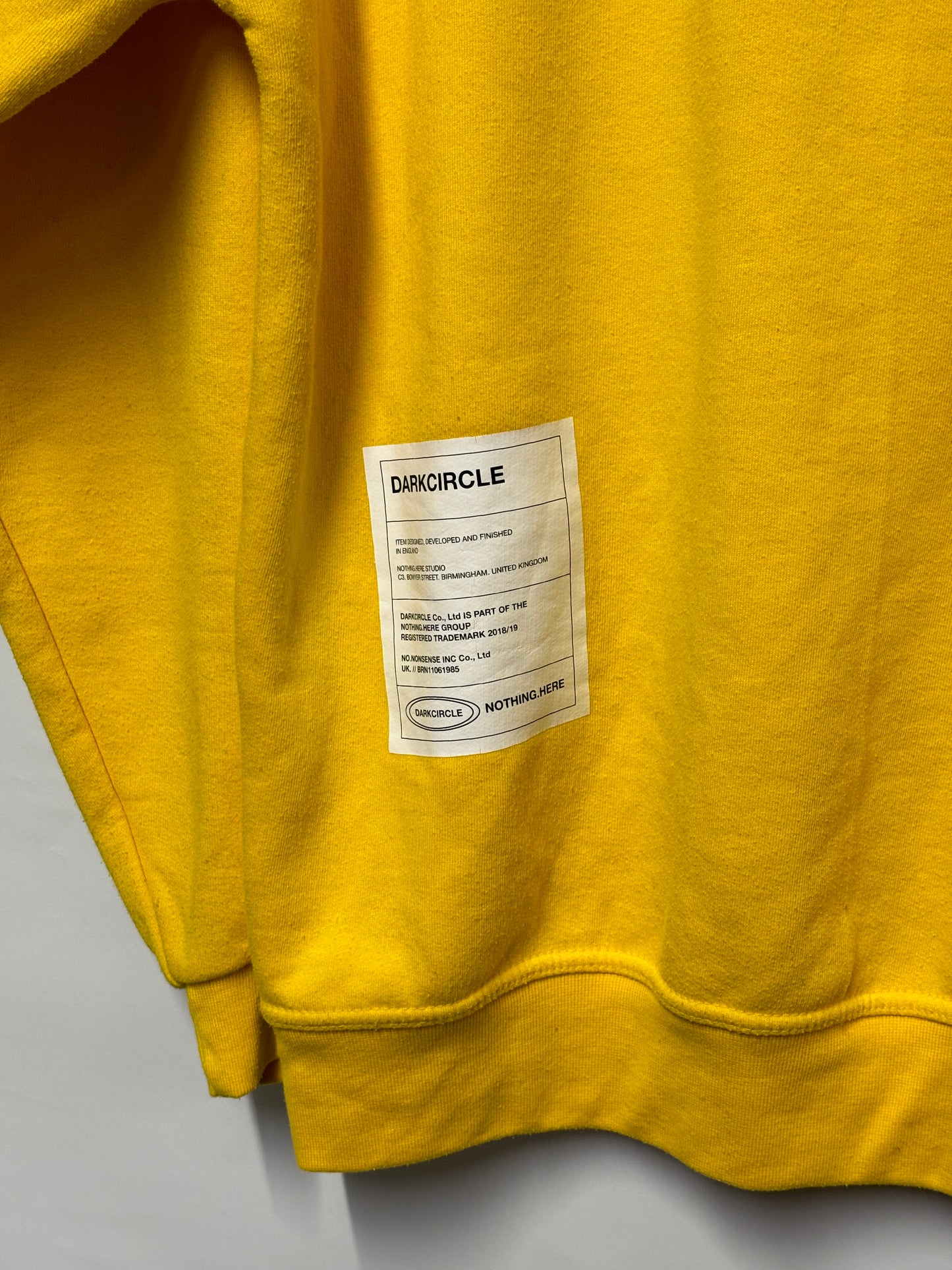 Dark Circle Yellow Sweatshirt X-Large