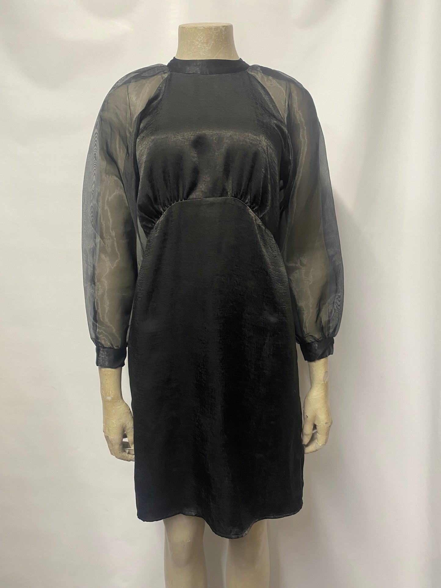 Oak and Fort Black Sheer Sleeved Midi Dress X-Small