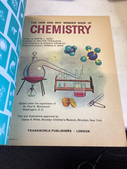 Chemistry The How and Why Wonder Book Of Chemistry