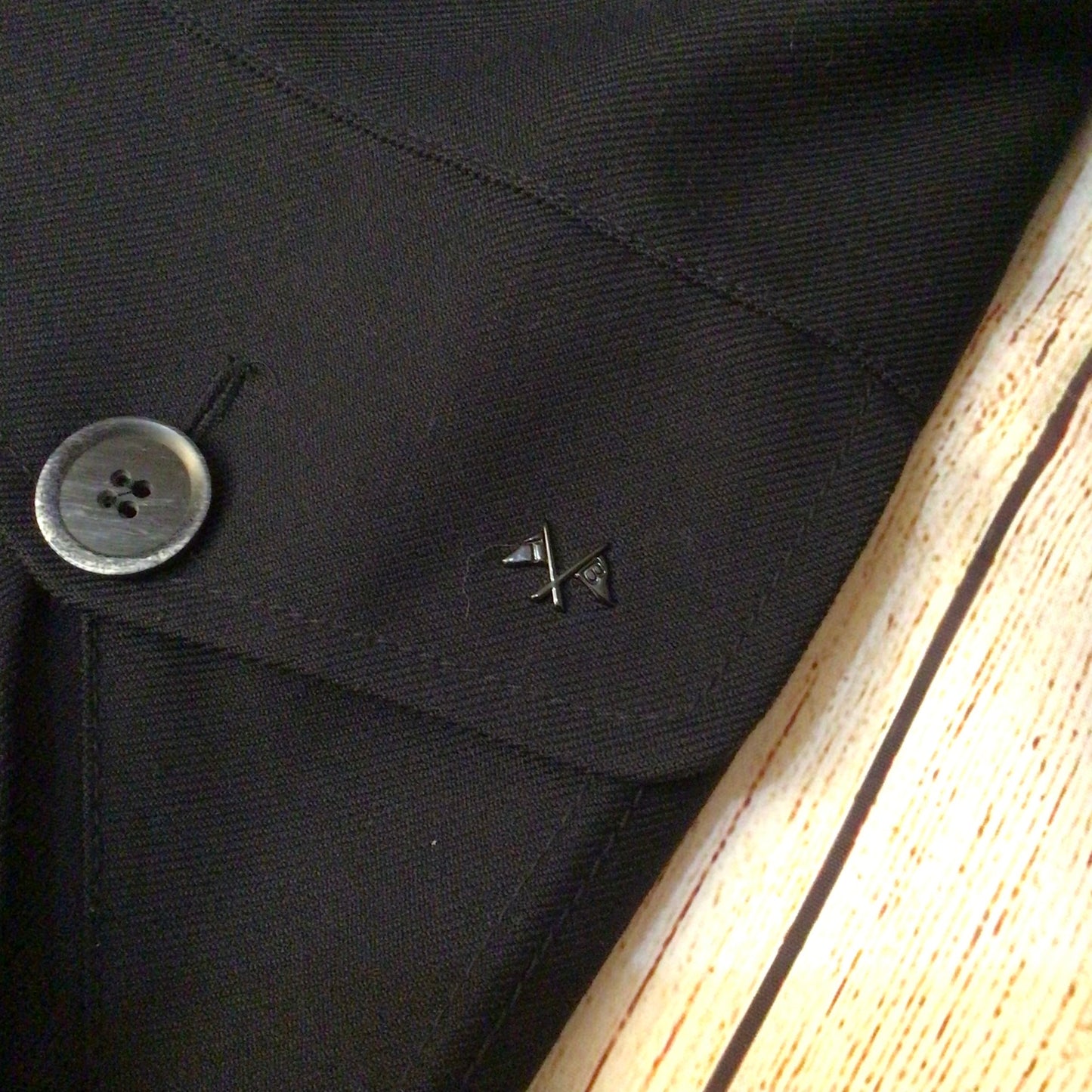 Thomas Burberry Navy Blue Short Sleeve Coat Size M