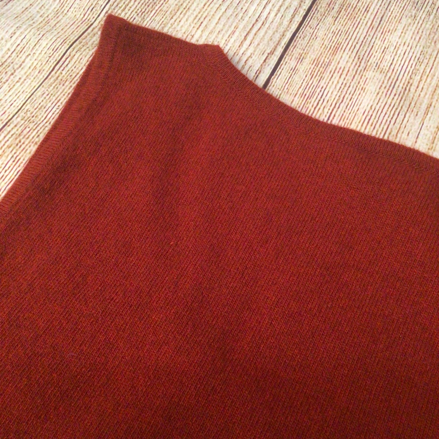 Vintage Chanel Rust Brown Knitted 100% Cashmere Top Size 42 (P22313W03243)