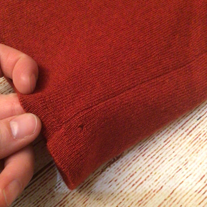 Vintage Chanel Rust Brown Knitted 100% Cashmere Top Size 42 (P22313W03243)