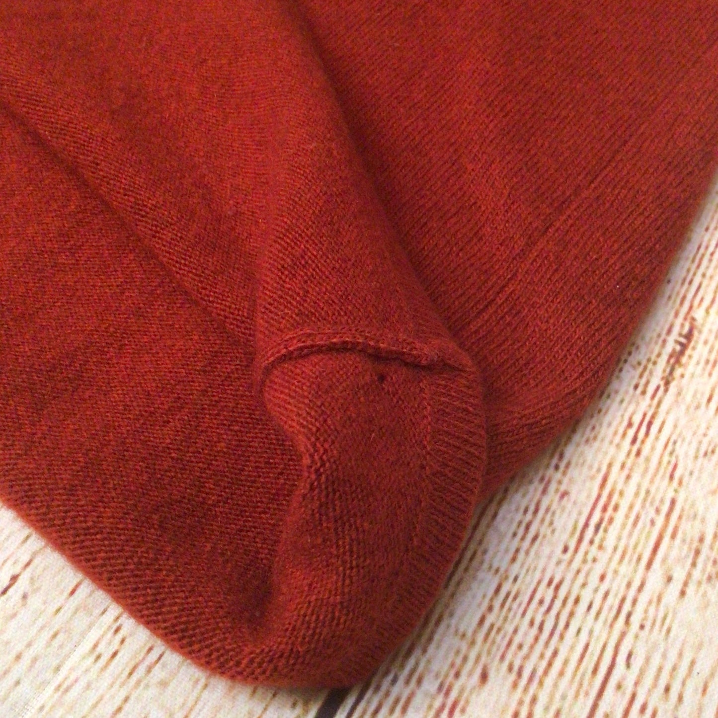 Vintage Chanel Rust Brown Knitted 100% Cashmere Top Size 42 (P22313W03243)