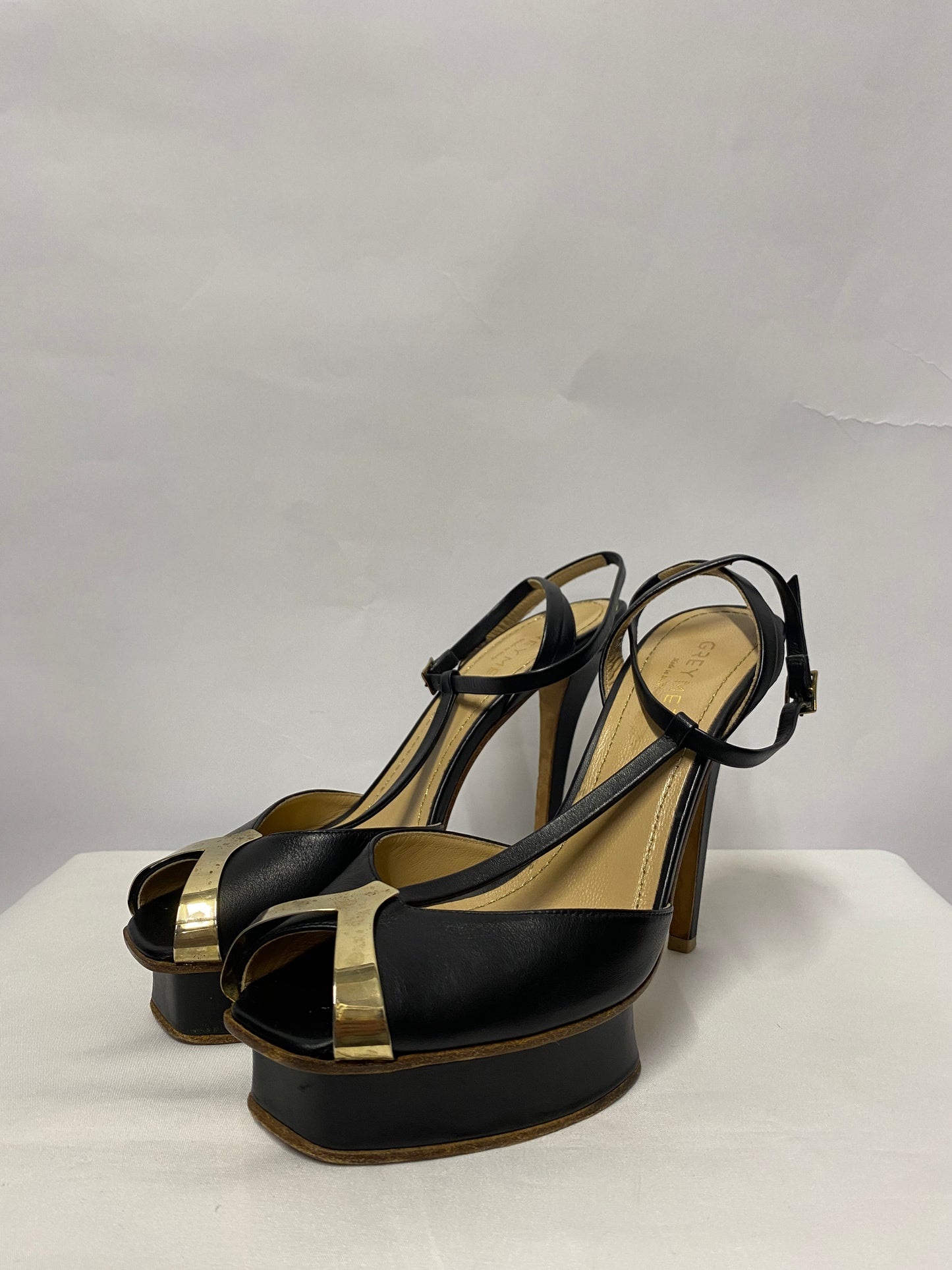 Greymer Black Platform Stilettos with Gold Metal 6/39