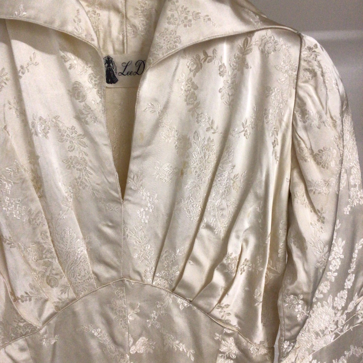 Vintage Lee Delman Long Sleeve Collared Embroidered Wedding Dress Size XS (approx.)