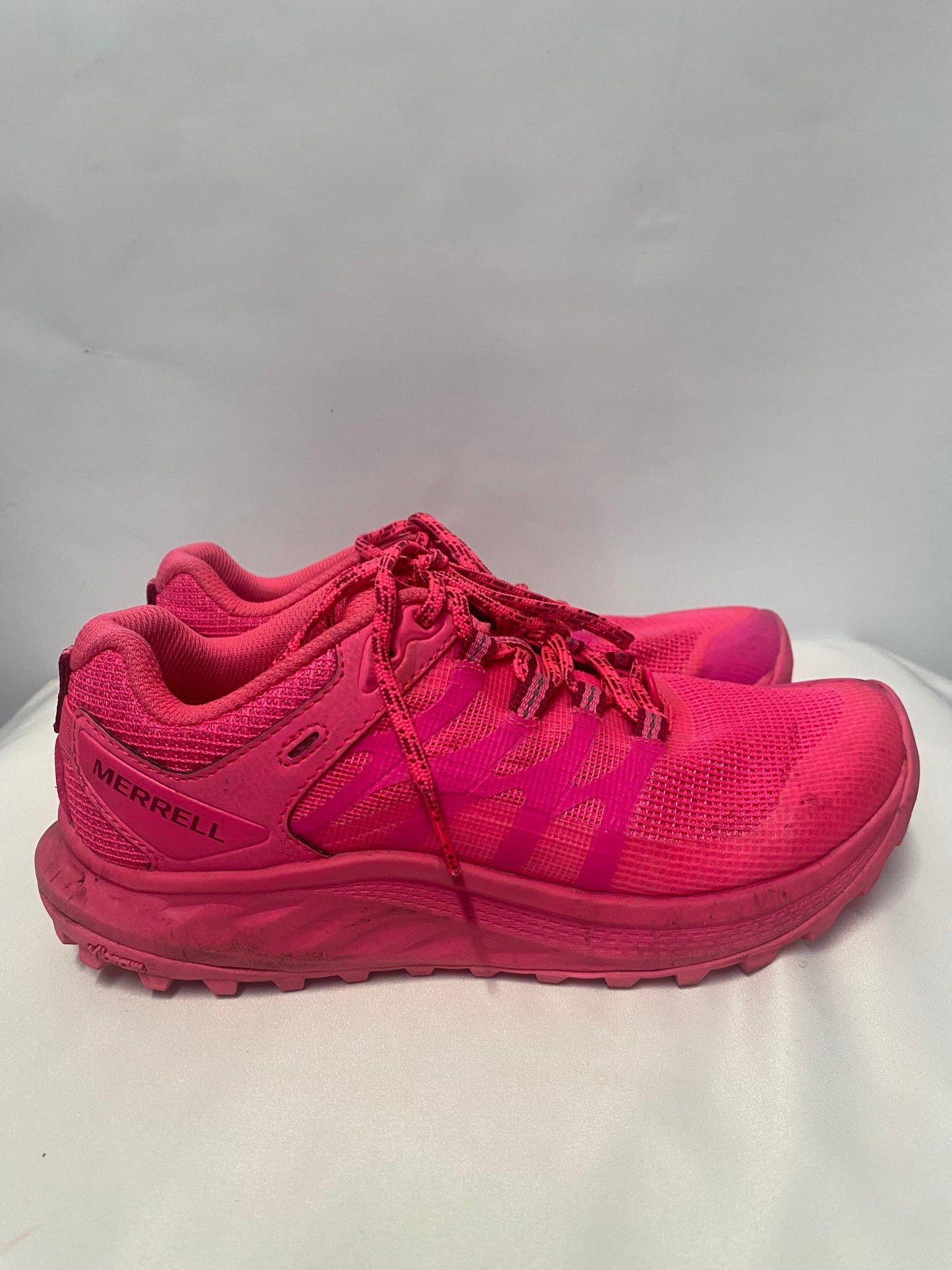 Merrell x Sweaty Betty Limited Edition Fluorescent Pink Antora 3 Running Trainers 3.5