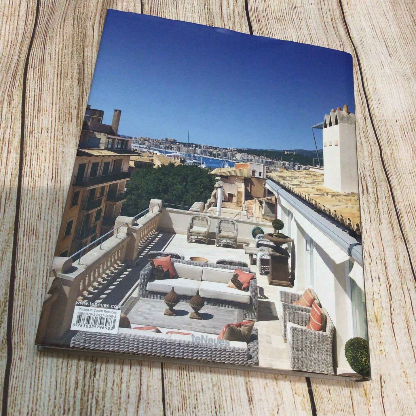 Living in Style Mallorca edited by Christine Von Auersperg 9783832796983