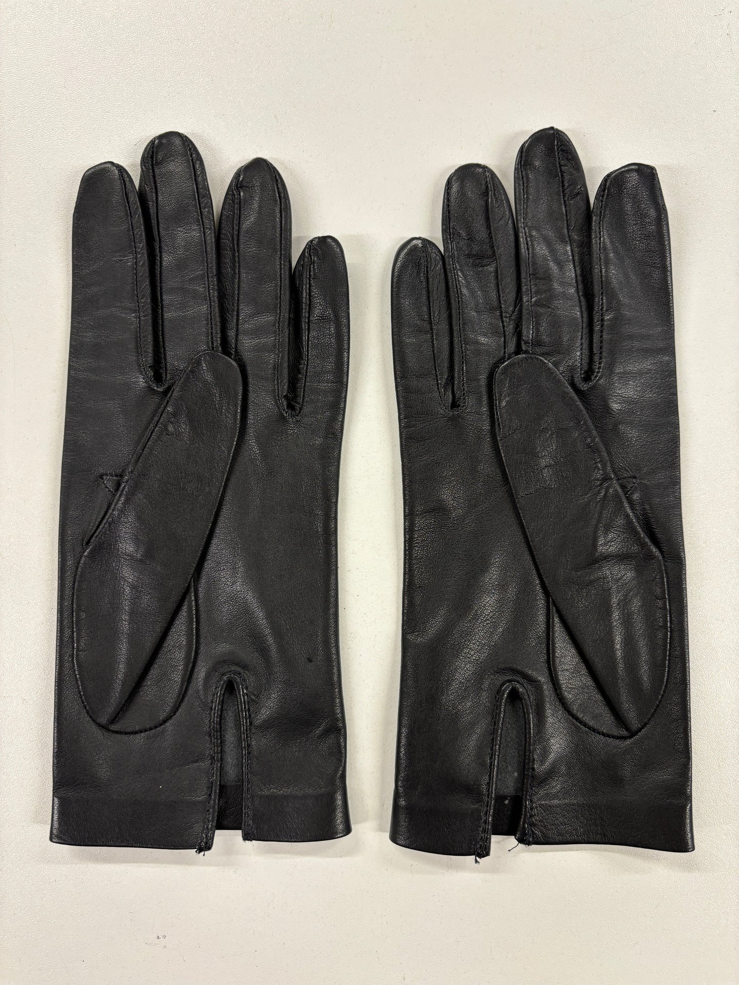 Vintage Black Leather Gloves 7 / Small