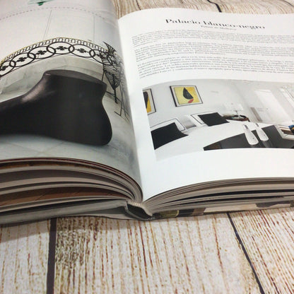 Living in Style Mallorca edited by Christine Von Auersperg 9783832796983