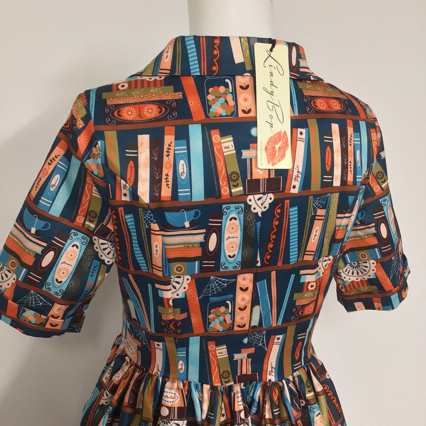 BNWT Lindy Bop Multicoloured Bletchley Bookcase Print Dress Size 12