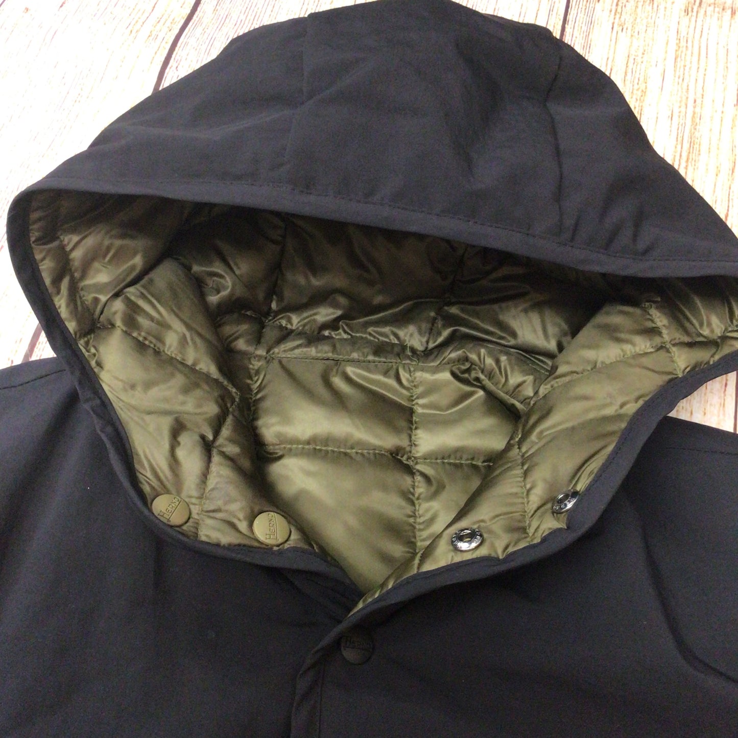 Herno Black & Green Goose Down Reversible Hooded Jacket Size 50 (PI0448U-19339-9300)