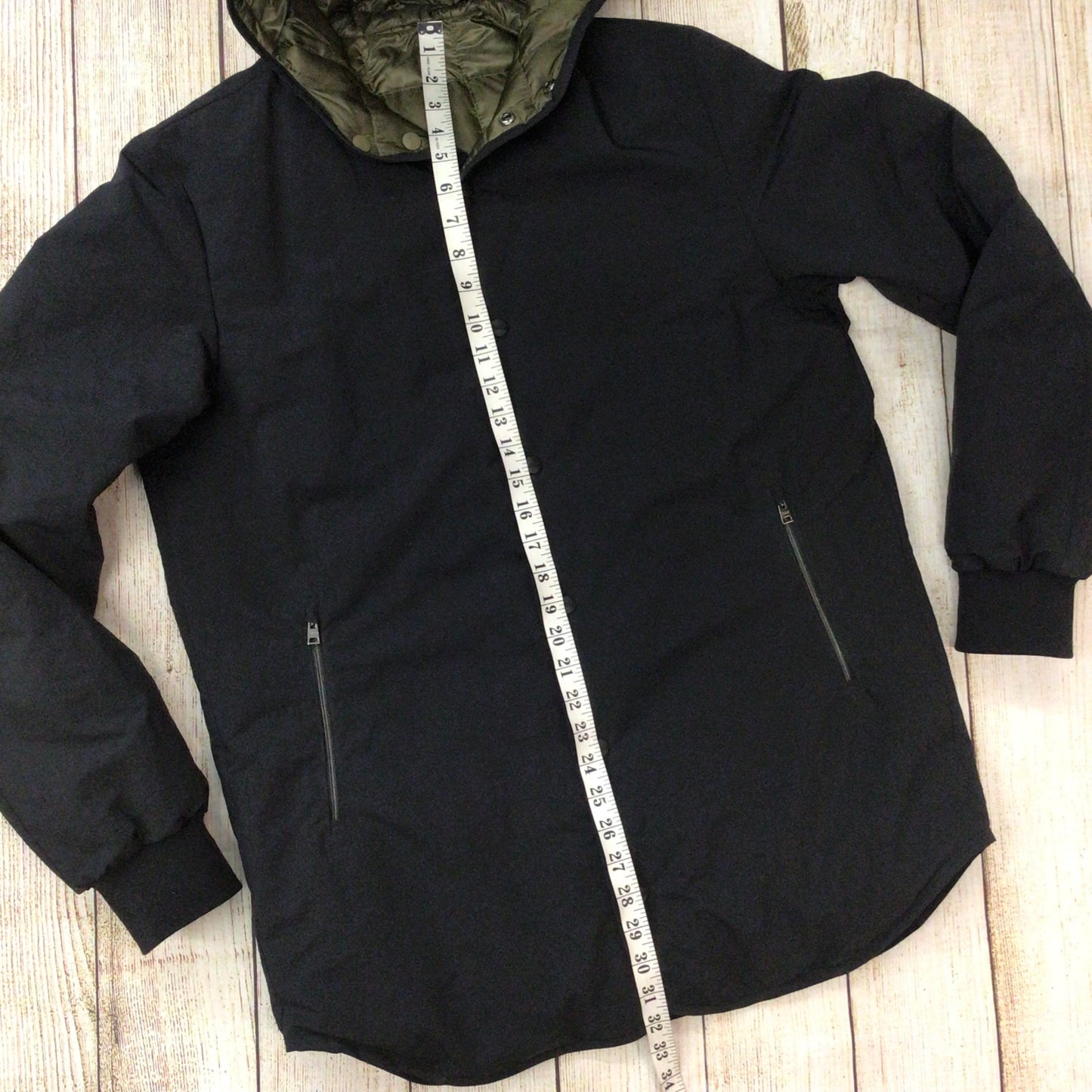 Herno Black & Green Goose Down Reversible Hooded Jacket Size 50 (PI0448U-19339-9300)