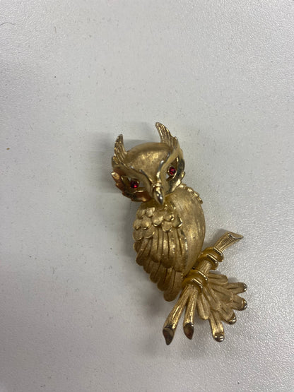 Crown Trifari Gold Toned Signed Owl Brooch with Ruby Glass Bead Eyes 2.2 inches