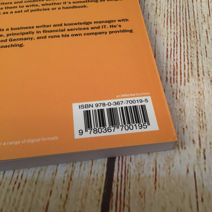 Ultimate Guide to Business Writing by Julian Maynard-Smith (2021) 9780367700195