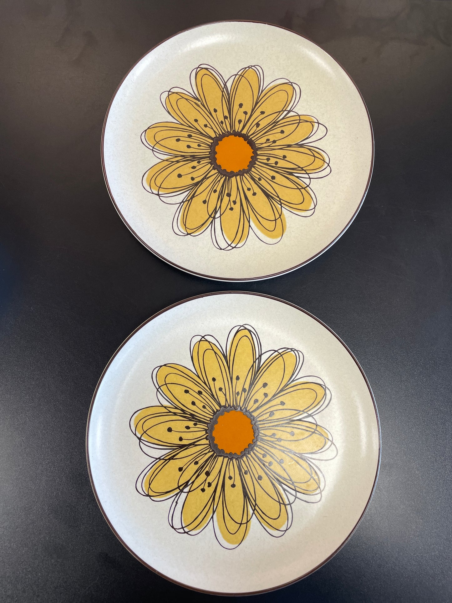 Midwinter Stonehenge Flowersong Sunflower Sandwich Breakfast Dessert Plates Set of 2