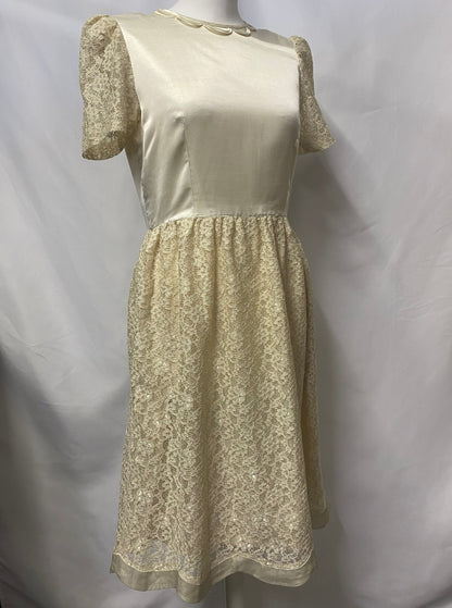 Petit Anne Vintage Cream Lace Dress With Pockets Medium