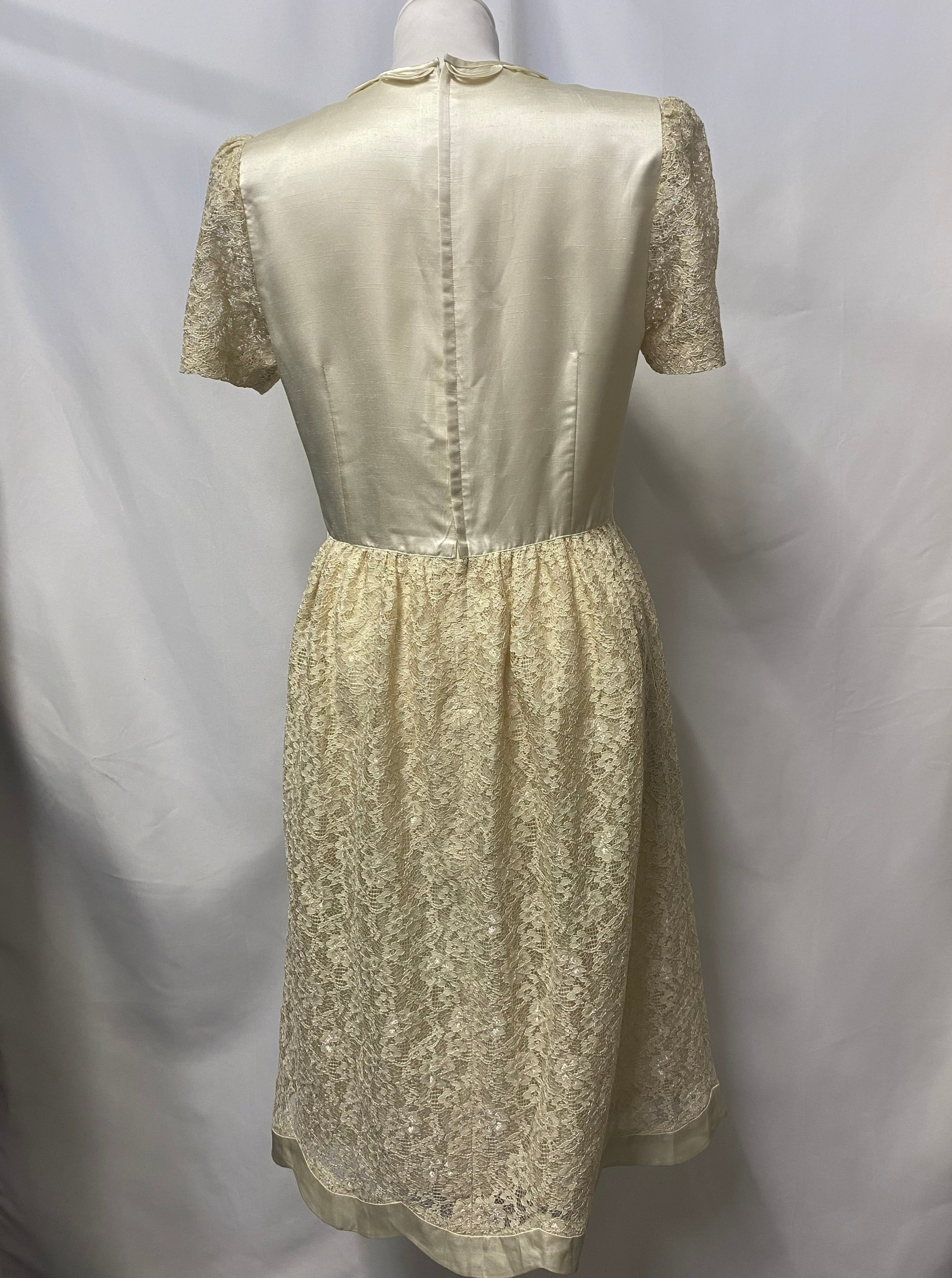 Petit Anne Vintage Cream Lace Dress With Pockets Medium – Shop for