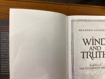Brandon Sanderson - Wind and Truth - Gollancz 2024 - 1st Edition, Sprayed Edges