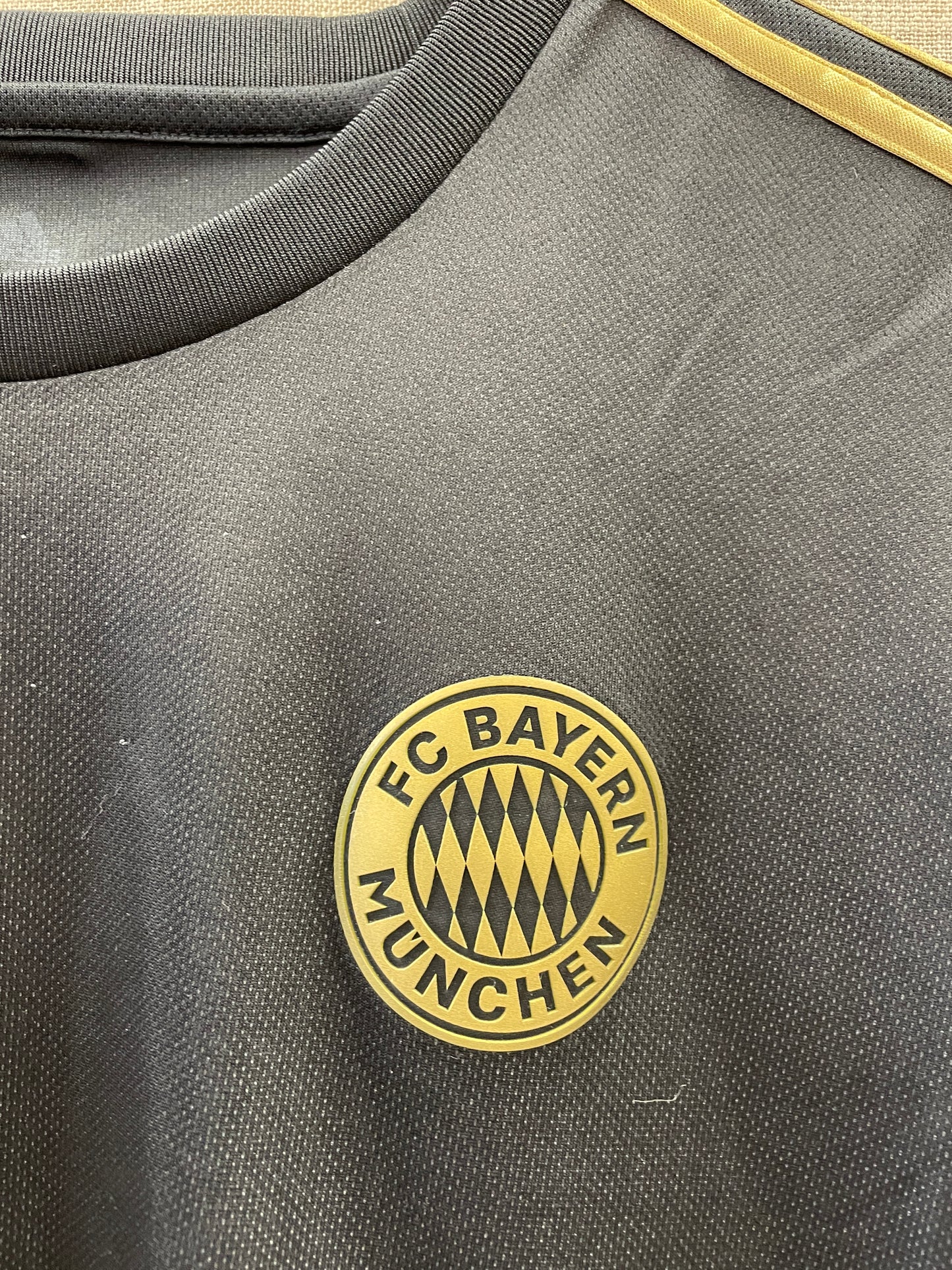 Bayern Munich Black 2021 - 2022 Away Football Soccer Top Large