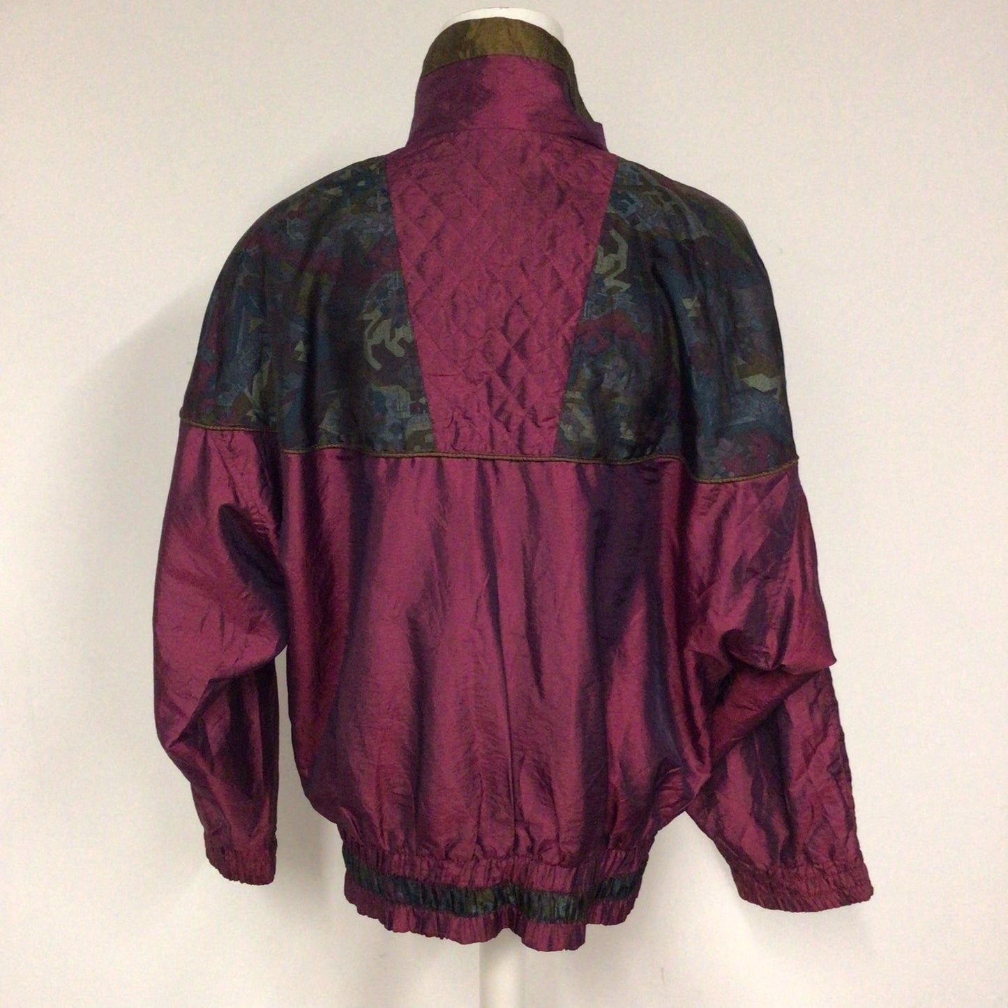 Lavon by Cheerful Corp 90s Pink/Purple/Multi Shimmery Quilted Bomber Jacket Size M