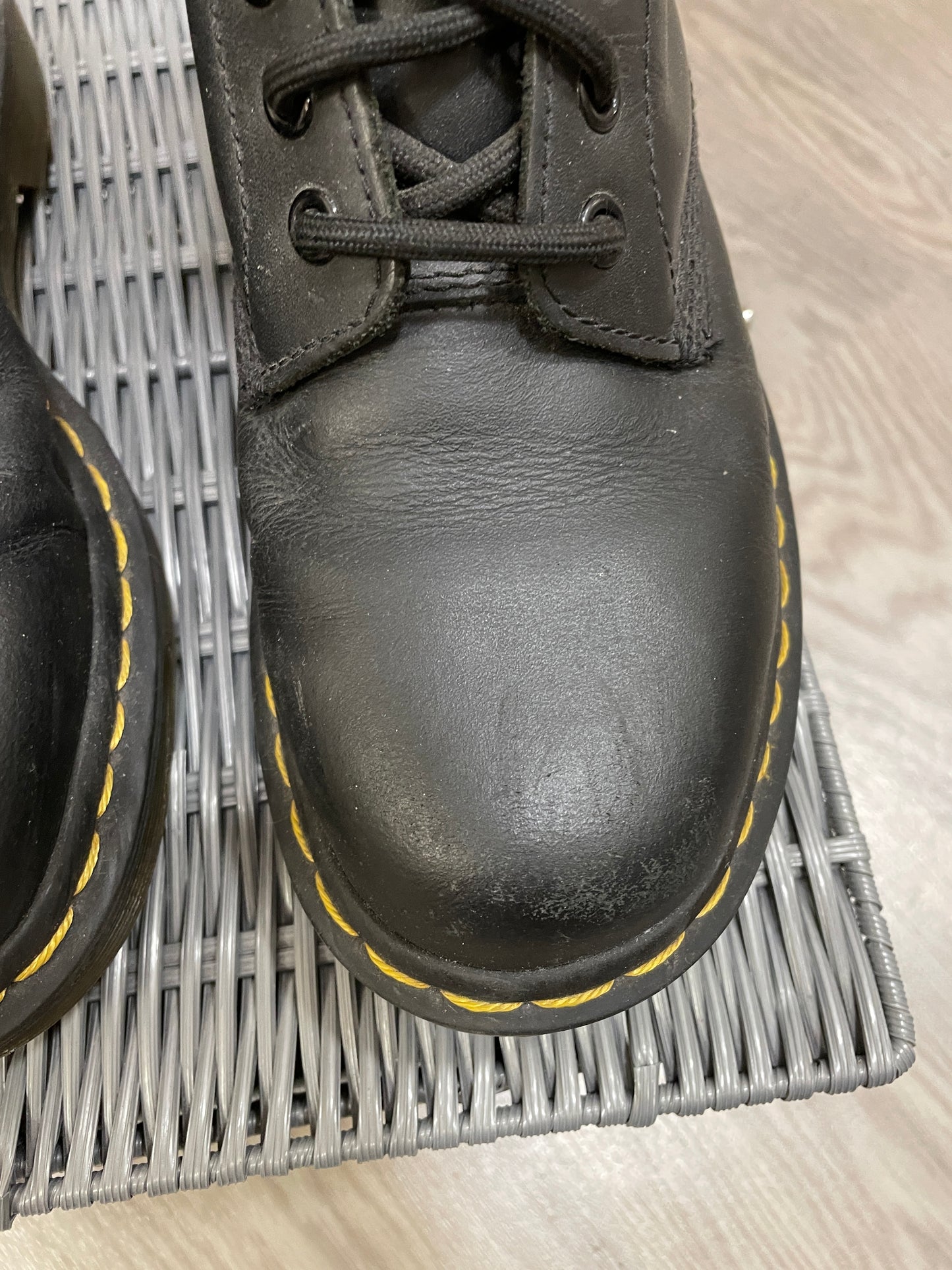 Doc Dr Martens Black Leather Classic Air Wair Lace Up Boots UK 5