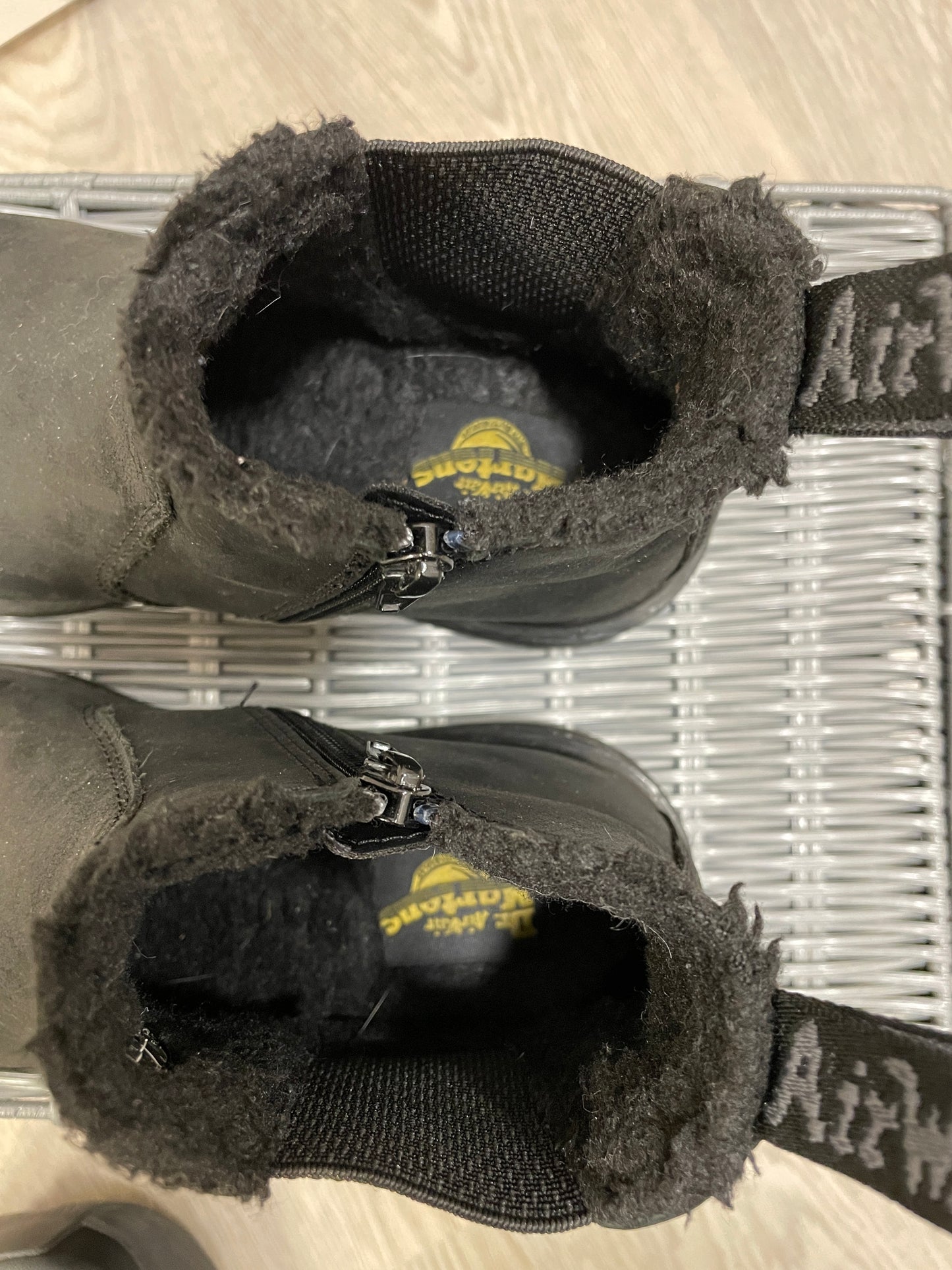 Doc Dr Martens Black Leather Nubuck Fur Lined Air Wair Ankle Boots UK 3