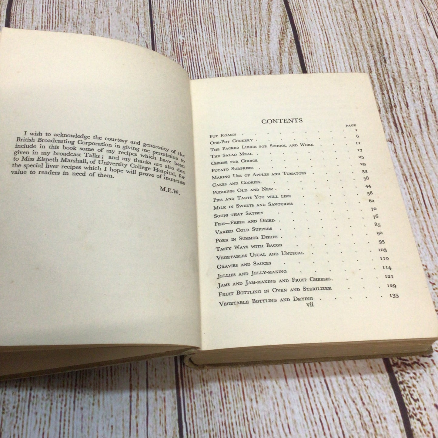 Mrs Arthur Webb’s Economical Cookery (George Newnes Ltd.)