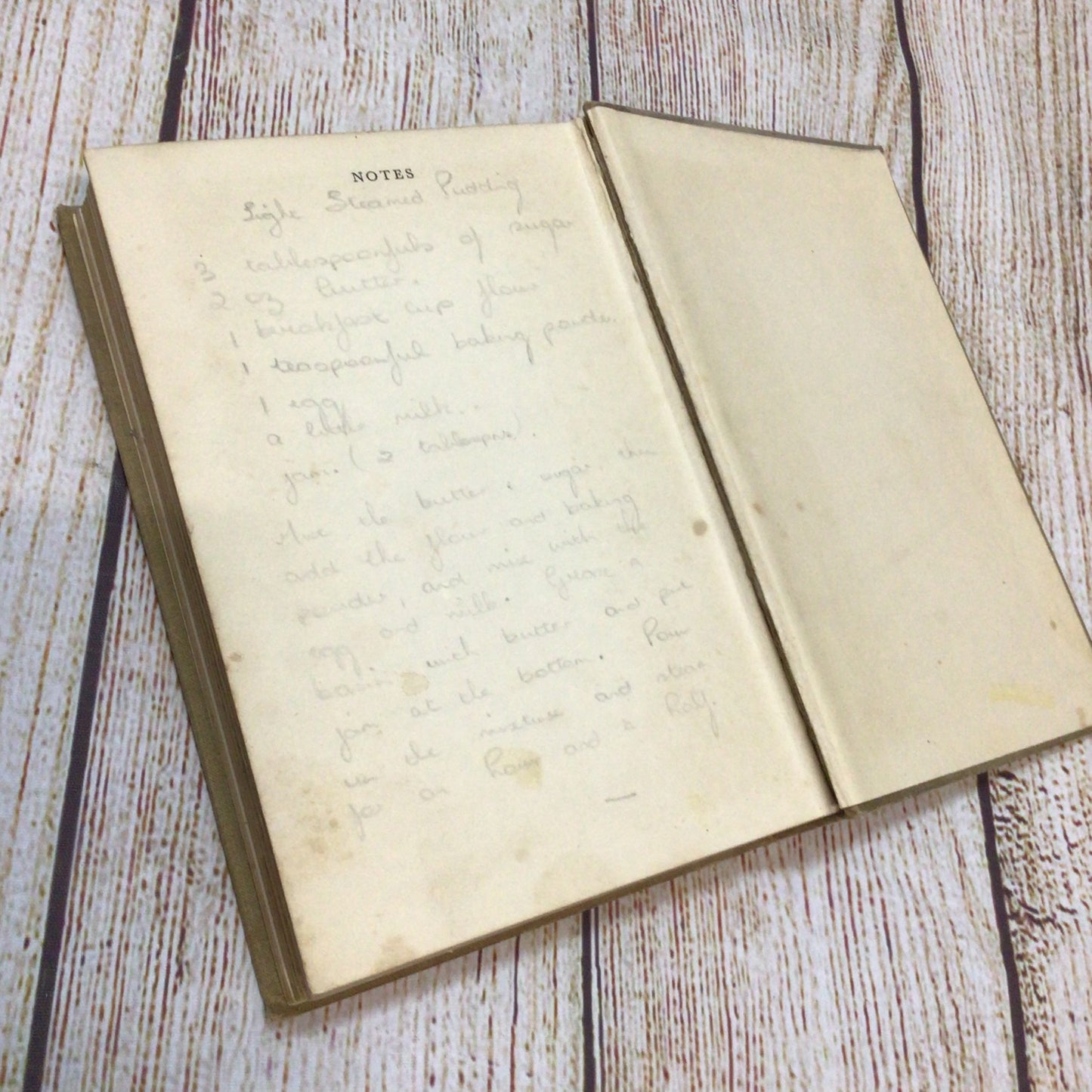 Mrs Arthur Webb’s Economical Cookery (George Newnes Ltd.)
