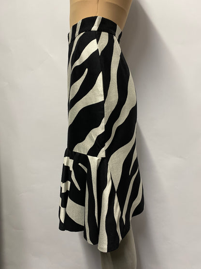 Elzinga Black and White Zebra Print Skirt 8