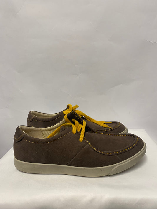 Ecco Brown and Yellow Suede Lace Up Gary 9/43